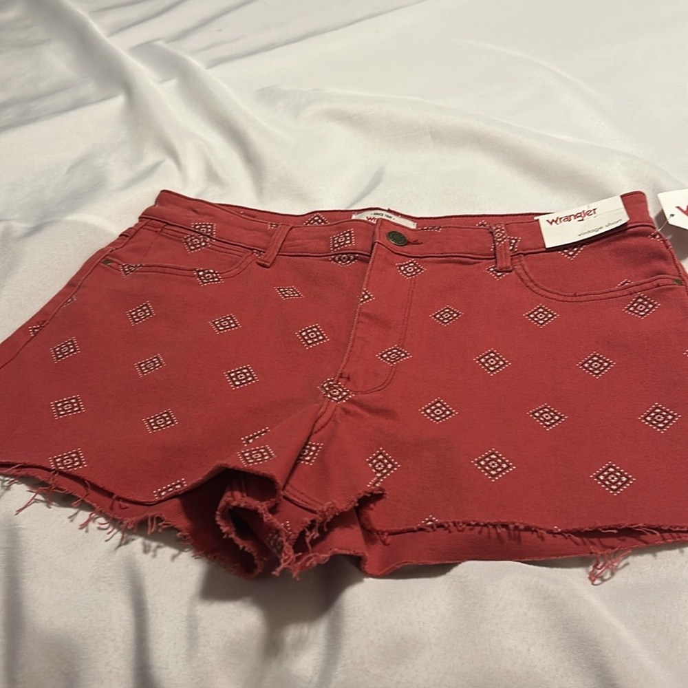 Wrangler Women's Geometric mid rise vintage Jean Shorts - Picture 5 of 16